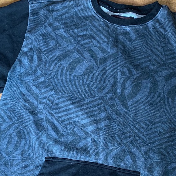 SWEATER - Picture 3 of 3